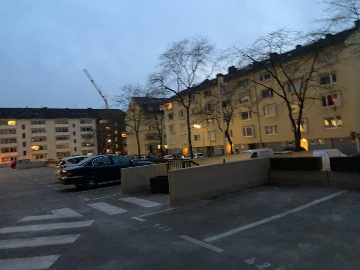 Moeblierte Apartment Im Herkules Koeln Neuehrenfeld Exterior foto